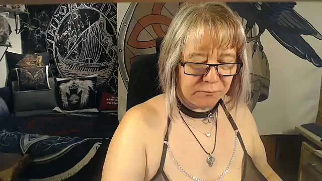 TittenMichelle online show from November 2025 08:17:01 AM