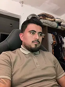 Snapshot of Rubens8866 chatting on March 2025 01:32:02 AM Rubens8866 online show from March 2025 01:32:02 AM