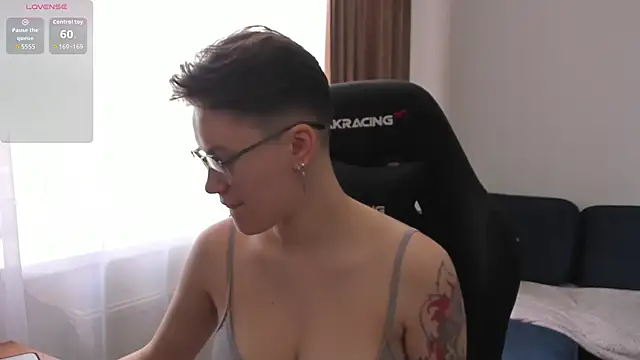 JessieFlower online show from May 2026 06:55:01 AM