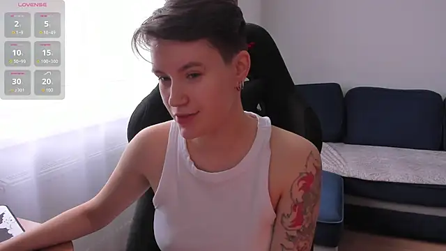 Snapshot of JessieFlower chatting on November 2025 09:02:01 AM JessieFlower online show from November 2025 09:02:01 AM