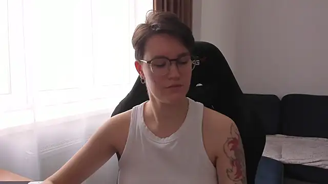 JessieFlower online show from April 2026 07:59:01 AM