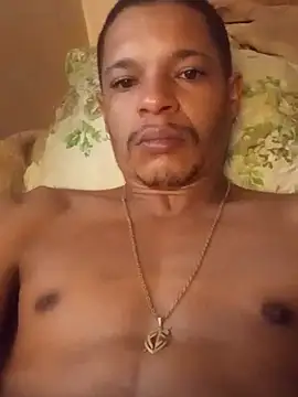 Snapshot of dureza21 chatting on November 2025 08:35:02 PM dureza21 online show from November 2025 08:35:02 PM