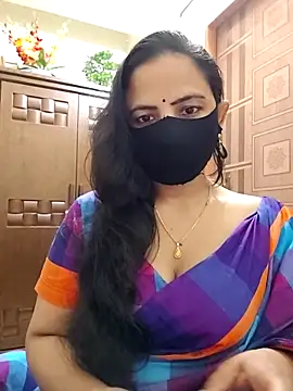 Payel-Sen online show from December 2025 06:42:02 PM