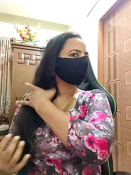 Payel-Sen online show from January 2026 06:37:01 PM