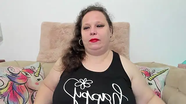 KarolineJoyy online show from December 2025 07:45:01 PM