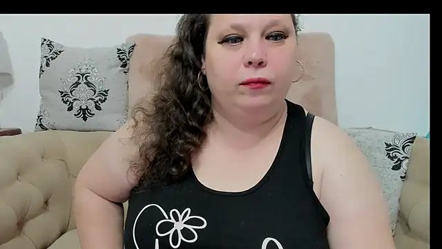 KarolineJoyy online show from April 2026 06:58:01 PM