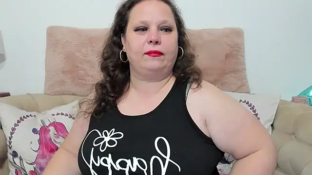 Snapshot of KarolineJoyy chatting on October 2025 06:53:02 PM KarolineJoyy online show from October 2025 06:53:02 PM