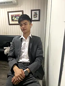 Snapshot of mumuowl chatting on September 2025 08:11:01 PM mumuowl online show from September 2025 08:11:01 PM