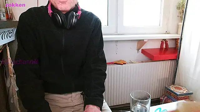 BongChannel online show from January 2025 01:38:01 PM