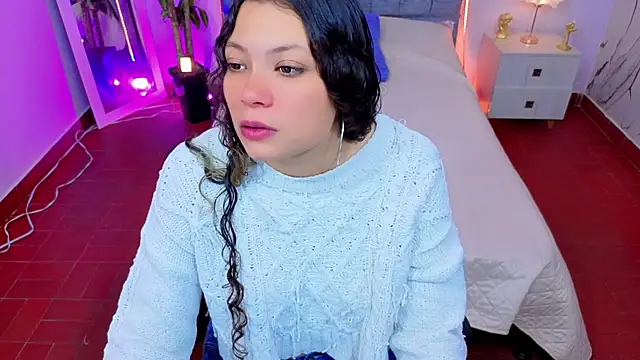 Lana stone  online show from February 2026 03:24:01 AM