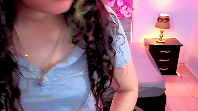 Lana stone  online show from October 2025 03:29:02 AM