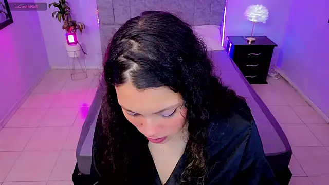 Lana stone  online show from December 2025 04:07:01 AM