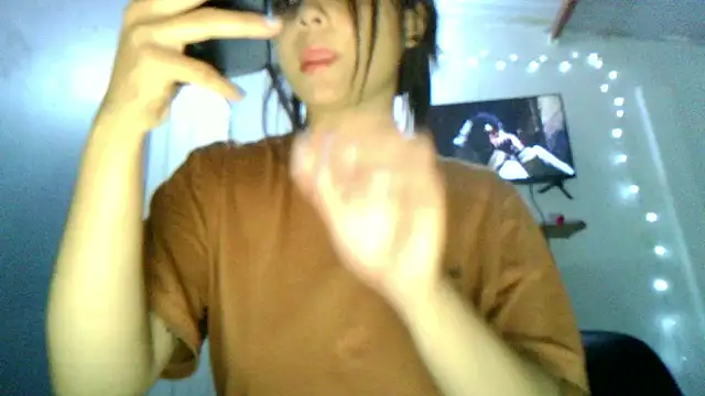 Snapshot of linzeysmith4 chatting on March 2026 03:55:01 AM linzeysmith4 online show from March 2026 03:55:01 AM