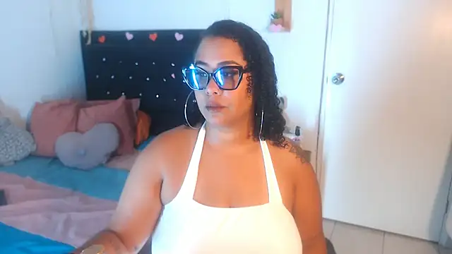 Snapshot of ebony_Exotica chatting on March 2025 10:32:02 PM ebony Exotica online show from March 2025 10:32:02 PM