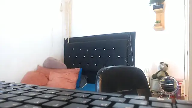 Snapshot of ebony_Exotica chatting on February 2025 10:21:02 PM ebony Exotica online show from February 2025 10:21:02 PM