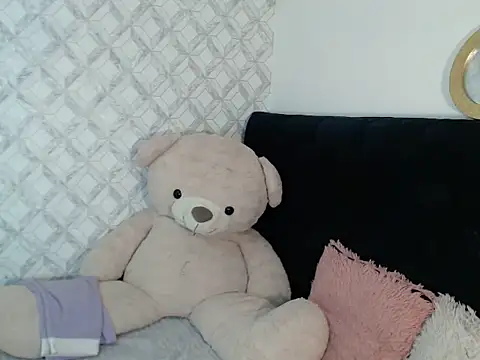 Emma-Wilson online show from January 2026 05:14:01 AM