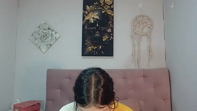 Snapshot of Emma-Wilson chatting on March 2025 05:30:01 AM Emma-Wilson online show from March 2025 05:30:01 AM