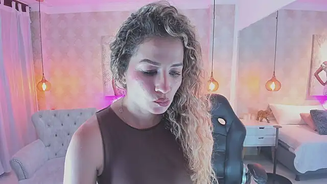 Shantall   online show from February 2026 11:21:02 AM