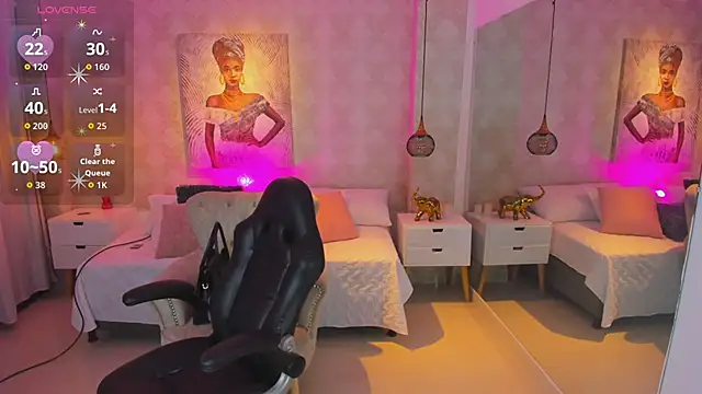 Shantall   online show from December 2025 11:09:01 AM