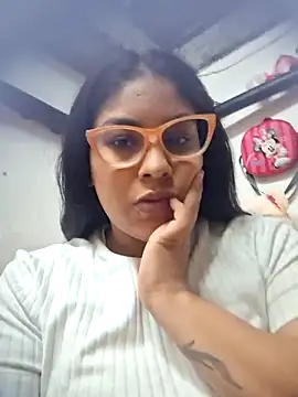 Angela 36 online show from November 2025 02:44:01 AM