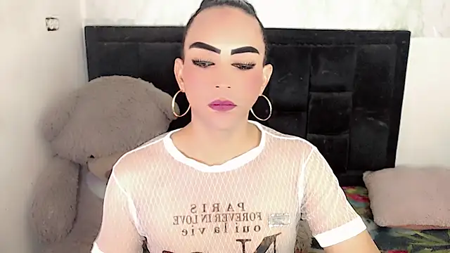Michell Queen online show from September 2025 01:32:02 AM
