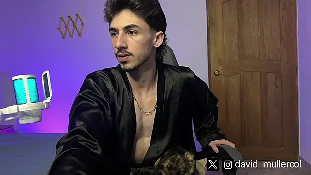 David Brown18 online show from February 2025 11:14:02 PM