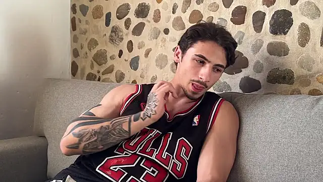 David Brown18 online show from April 2026 10:23:01 PM