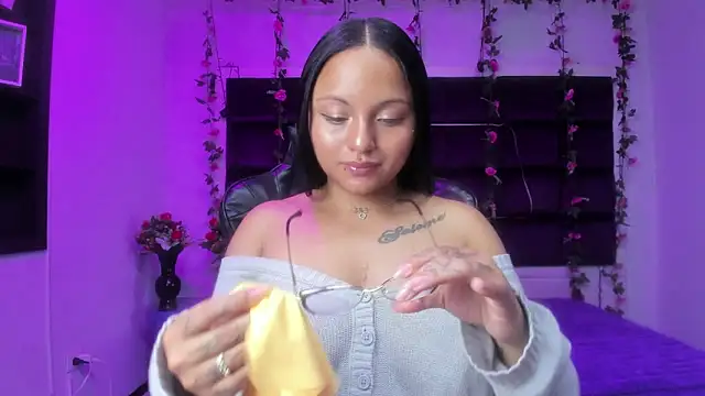 sweelanna   online show from April 2026 01:29:01 AM