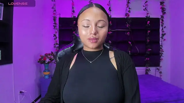 sweelanna   online show from March 2026 12:45:01 AM