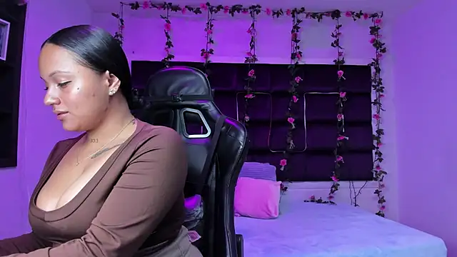 sweelanna   online show from January 2026 01:44:01 AM