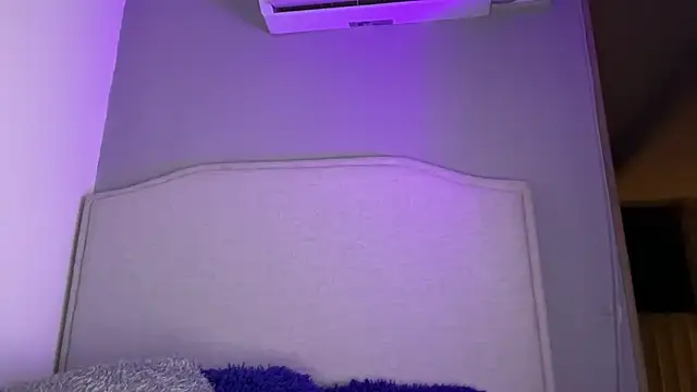 dominic brandd23 online show from November 2025 07:56:01 AM