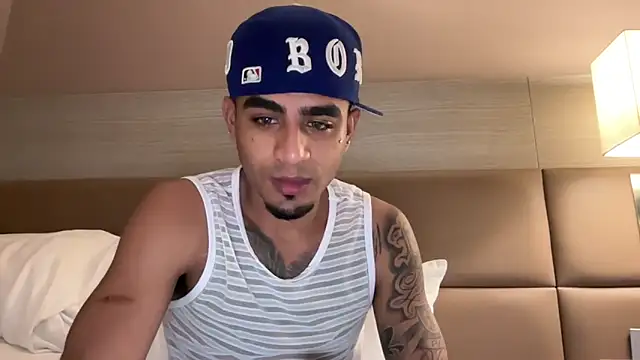 dominic brandd23 online show from October 2025 06:14:01 AM