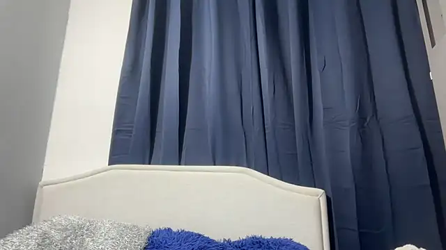 dominic brandd23 online show from October 2025 06:25:02 AM