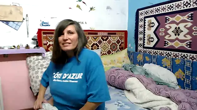 Snapshot of AdelineBlueEyes chatting on October 2025 10:39:01 AM AdelineBlueEyes online show from October 2025 10:39:01 AM