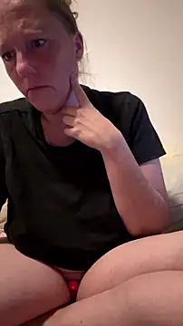 Snapshot of MoniqueLaFee chatting on July 2026 08:42:01 PM MoniqueLaFee online show from July 2026 08:42:01 PM