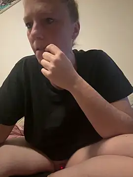 MoniqueLaFee online show from October 2025 02:58:02 AM