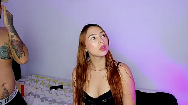 Chloe Johnson  online show from June 2026 03:11:02 PM