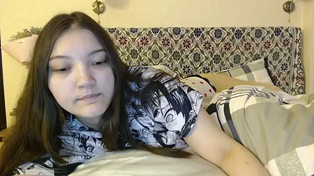 Snapshot of AlisaDevis chatting on February 2025 11:07:01 AM AlisaDevis online show from February 2025 11:07:01 AM