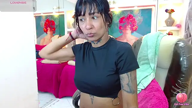 lorenapinto online show from November 2025 01:20:01 AM