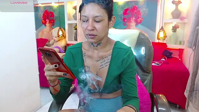 lorenapinto online show from October 2025 08:50:02 PM