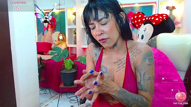 lorenapinto online show from October 2025 01:06:02 AM