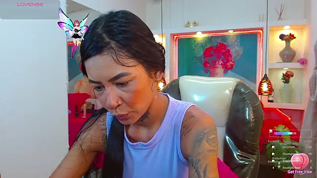 lorenapinto online show from November 2025 10:25:02 PM