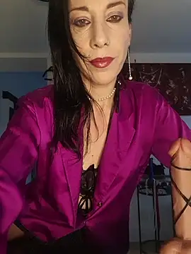 Snapshot of freyamoret chatting on June 2026 03:51:02 AM freyamoret online show from June 2026 03:51:02 AM