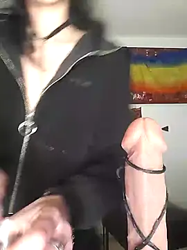 freyamoret online show from October 2025 02:37:02 AM