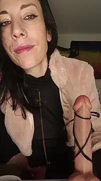 freyamoret online show from March 2026 03:14:02 AM