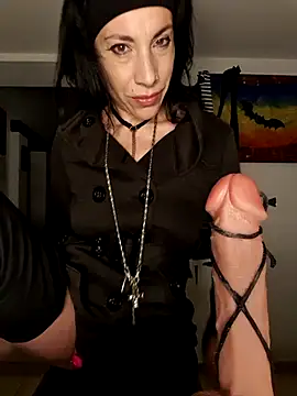 freyamoret online show from October 2025 01:49:02 AM