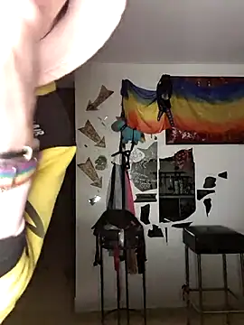 freyamoret online show from December 2025 04:50:01 PM