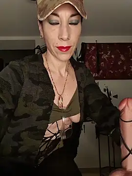 freyamoret online show from May 2026 01:47:02 AM