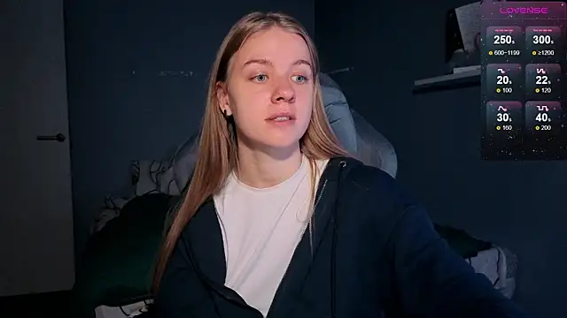 candy maggie online show from October 2025 05:00:02 PM