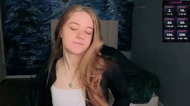 candy maggie online show from April 2026 10:00:02 AM